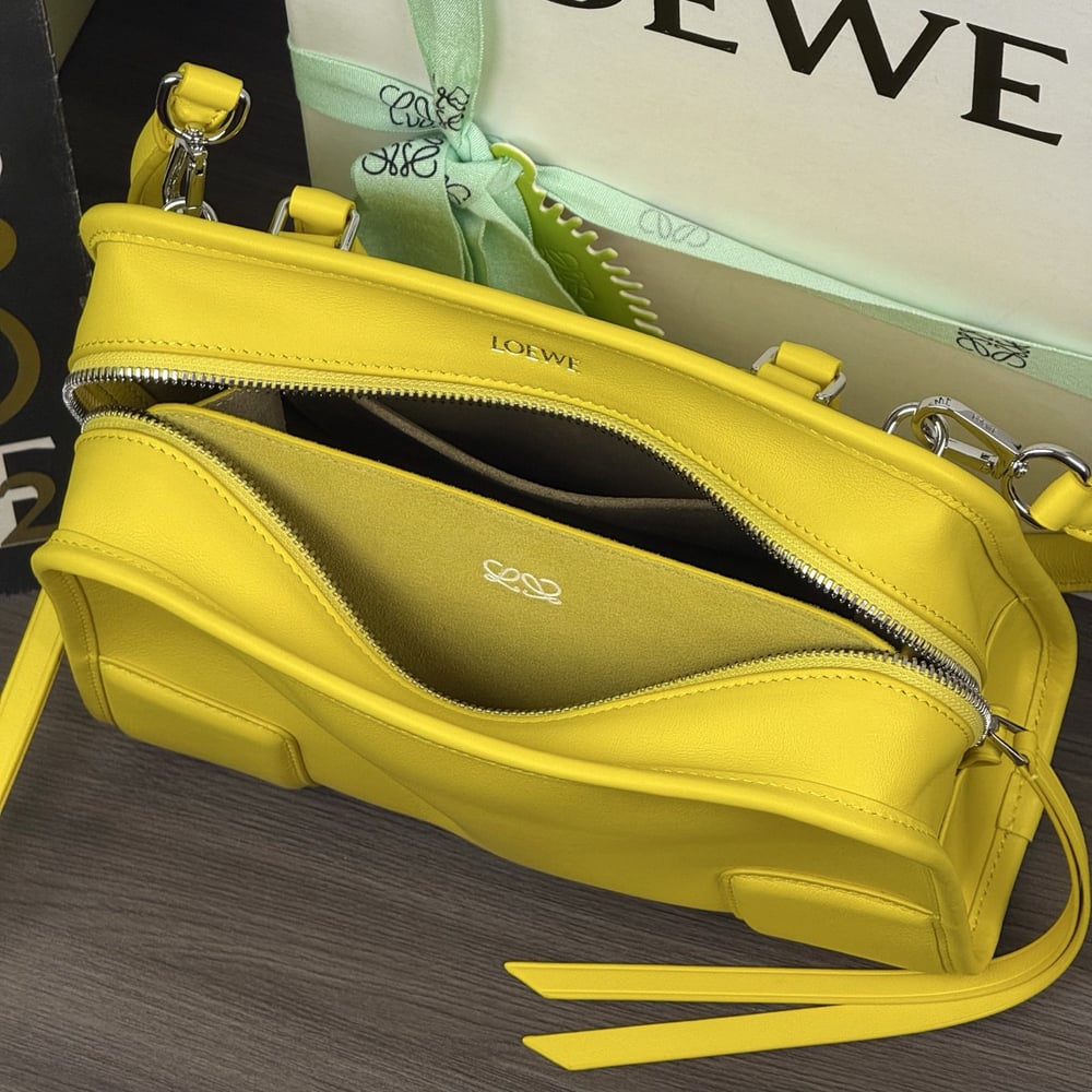 7-385.jpg Loewe Small Amazona 180 bag in soft calfskin(HIGH-END GRADE)