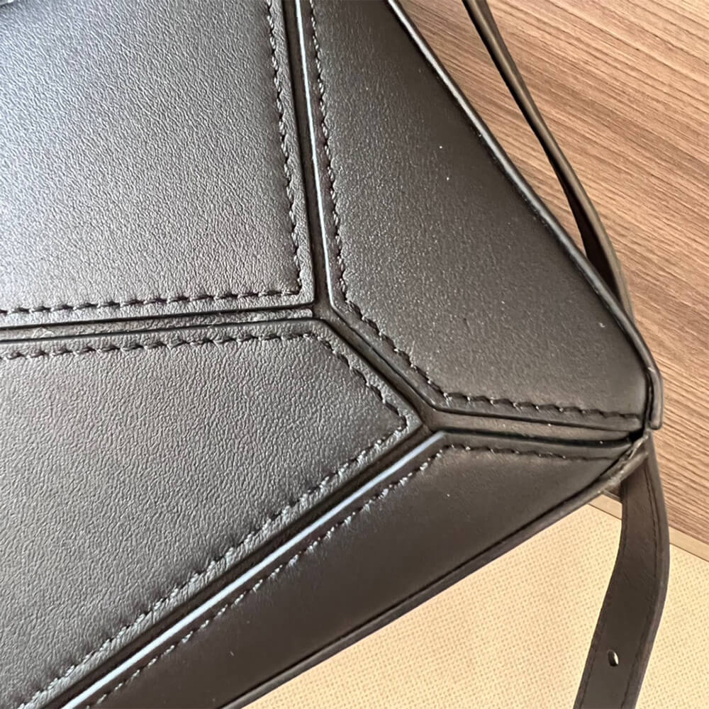 7-40-1.jpg LOEWE Small Puzzle Bag