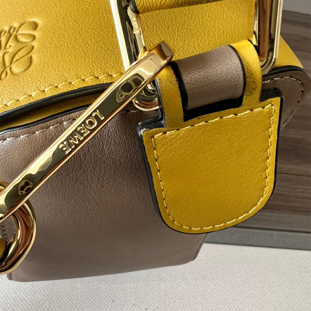 7-44-1.jpg LOEWE Small Puzzle Bag