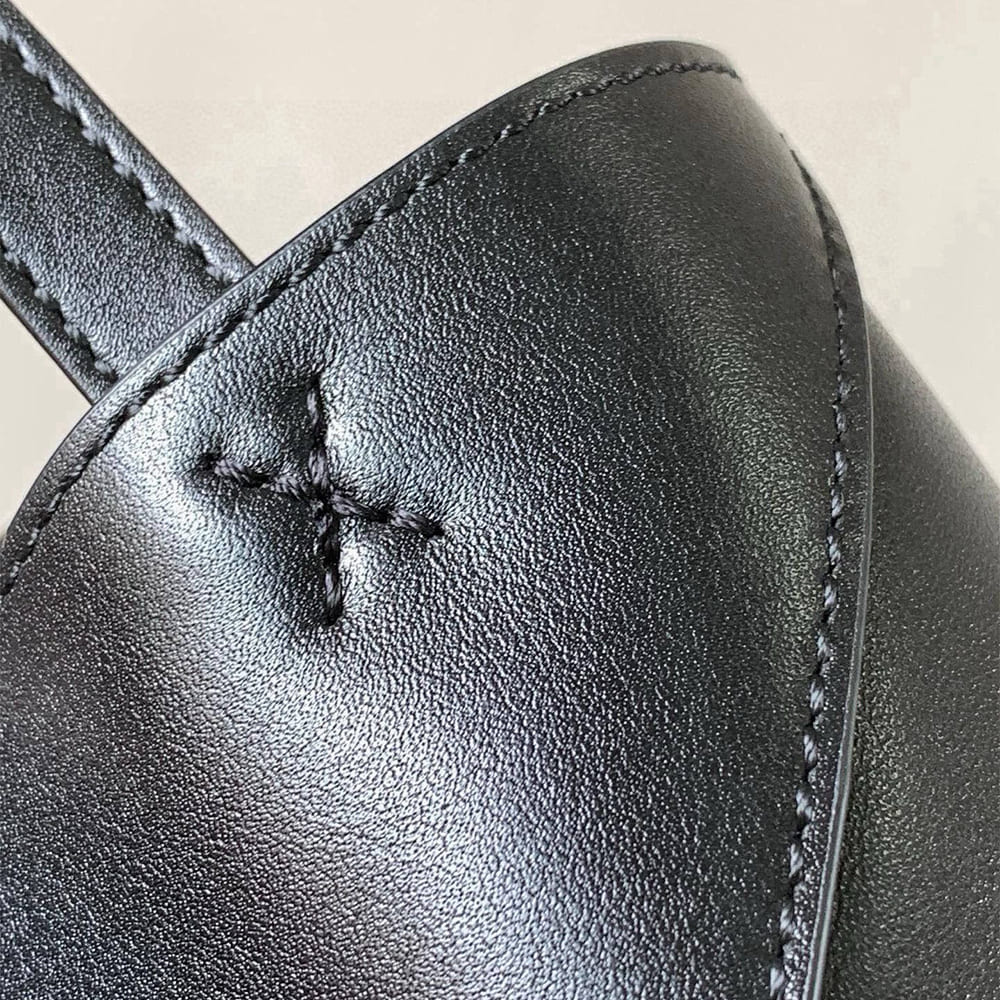 7-71.jpg LOEWE Mini Puzzle Fold tote in shiny calfskin(HIGH-END GRADE)