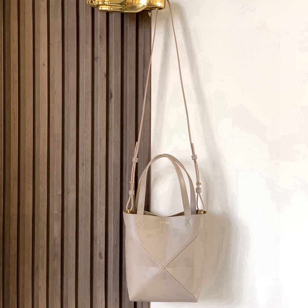 7-72.jpg LOEWE Mini Puzzle Fold tote in shiny calfskin(HIGH-END GRADE)
