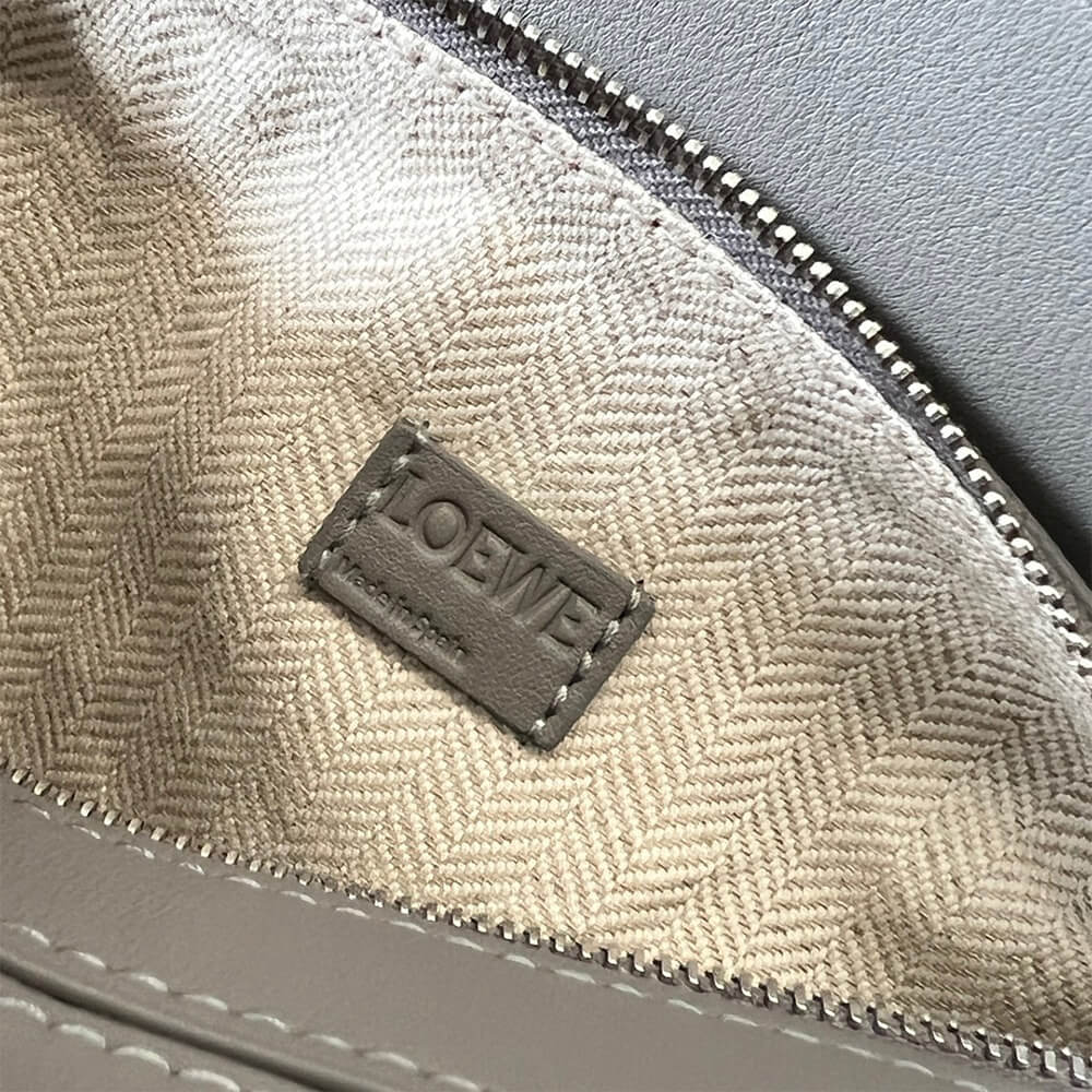 8-18.jpg LOEWE Mini Puzzle bag