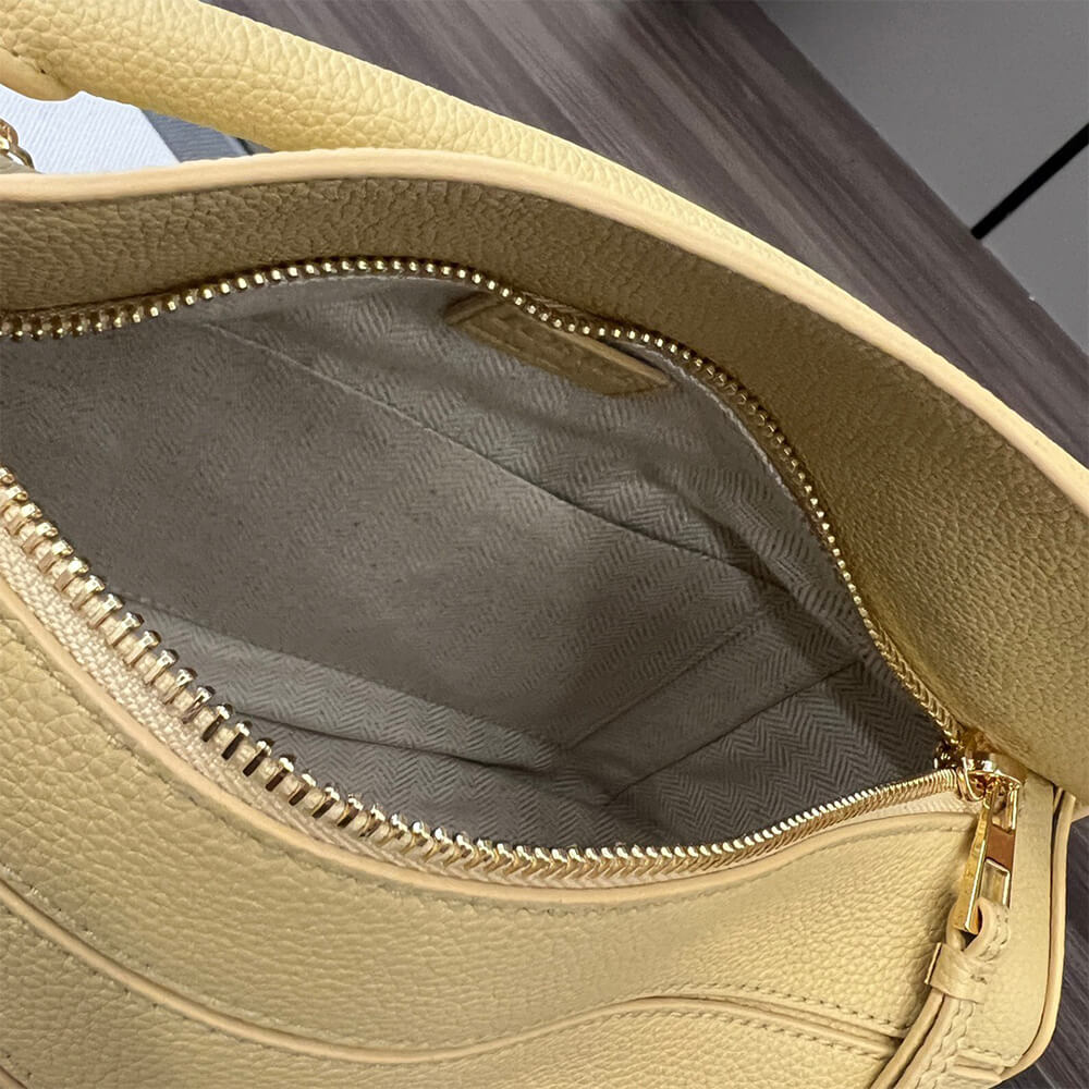 8-33-1.jpg LOEWE Small Puzzle Bag