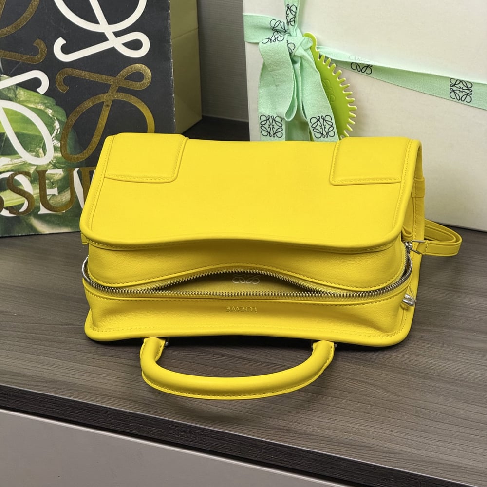 8-342.jpg Loewe Small Amazona 180 bag in soft calfskin(HIGH-END GRADE)