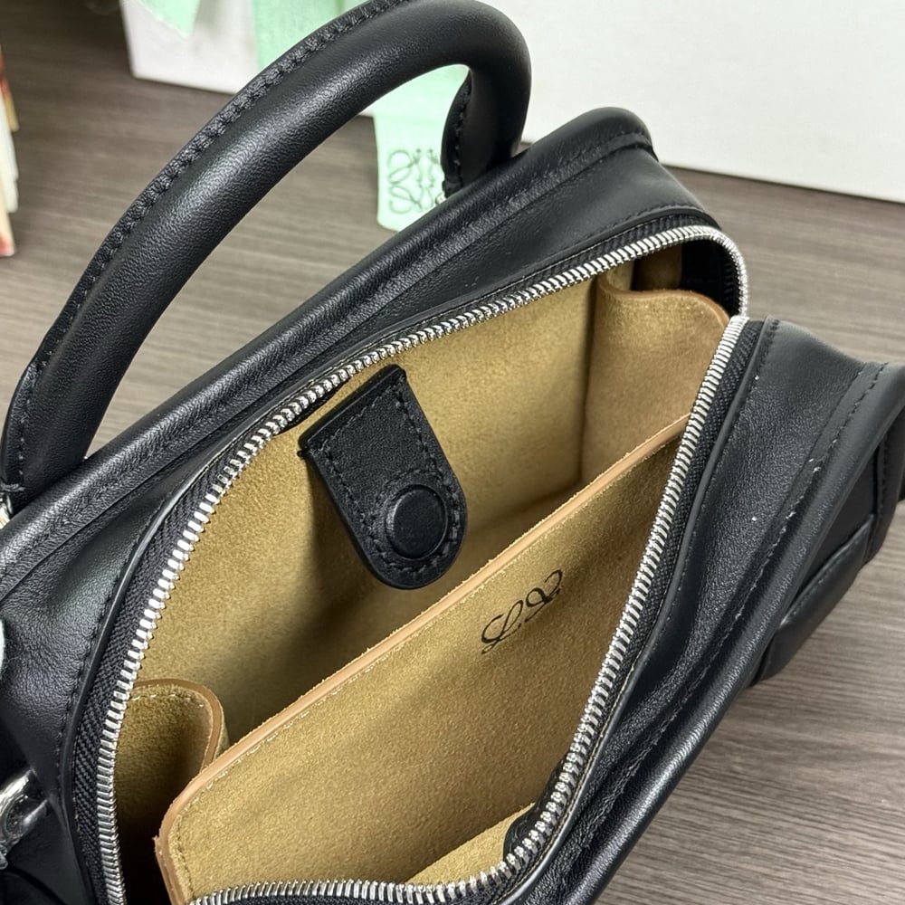 8-345.jpg Loewe Mini Amazona 180 bag in soft calfskin(HIGH-END GRADE)