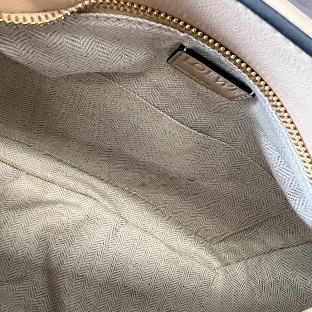 8-41-1.jpg LOEWE Small Puzzle Bag