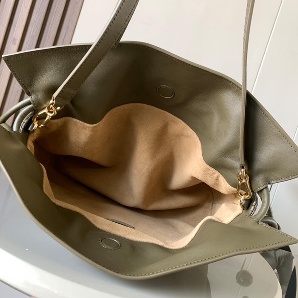 8-436.jpg LOEWE Medium Flamenco clutch in nappa calfskin(HIGH-END GRADE)